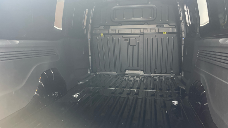 Peugeot Partner Long Diesel 1.5 BlueHDi 100 Professional Plus Van